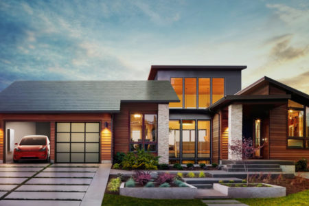 Tesla annuncia la produzione dei “tetti solari”