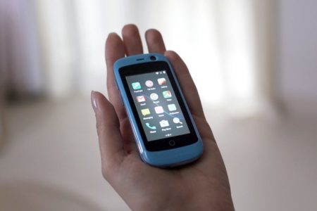 Jelly il più piccolo smartphone al mondo