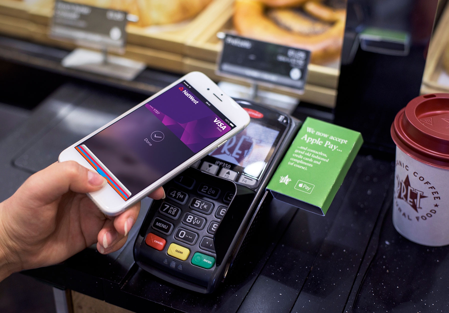 Как расплачиваться телефоном. Apple pay на айфон 5 s. Iphone 7 Apple pay чип. Эпл пей на айфон 6. Крымский Apple pay.