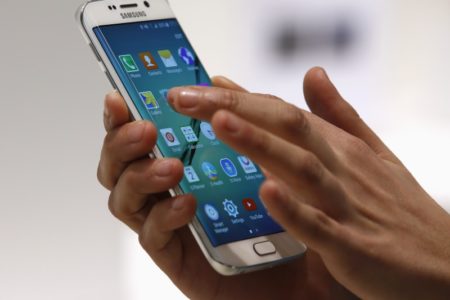 Smartphone e target: Samsung, Apple e Huawei a confronto