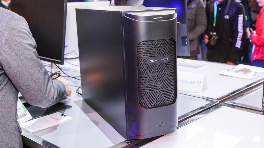 Un desktop computer di livello per grafici e designer