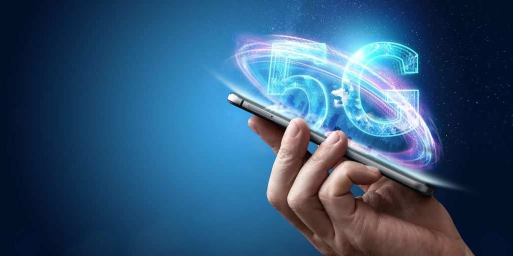 Apple and the 5G