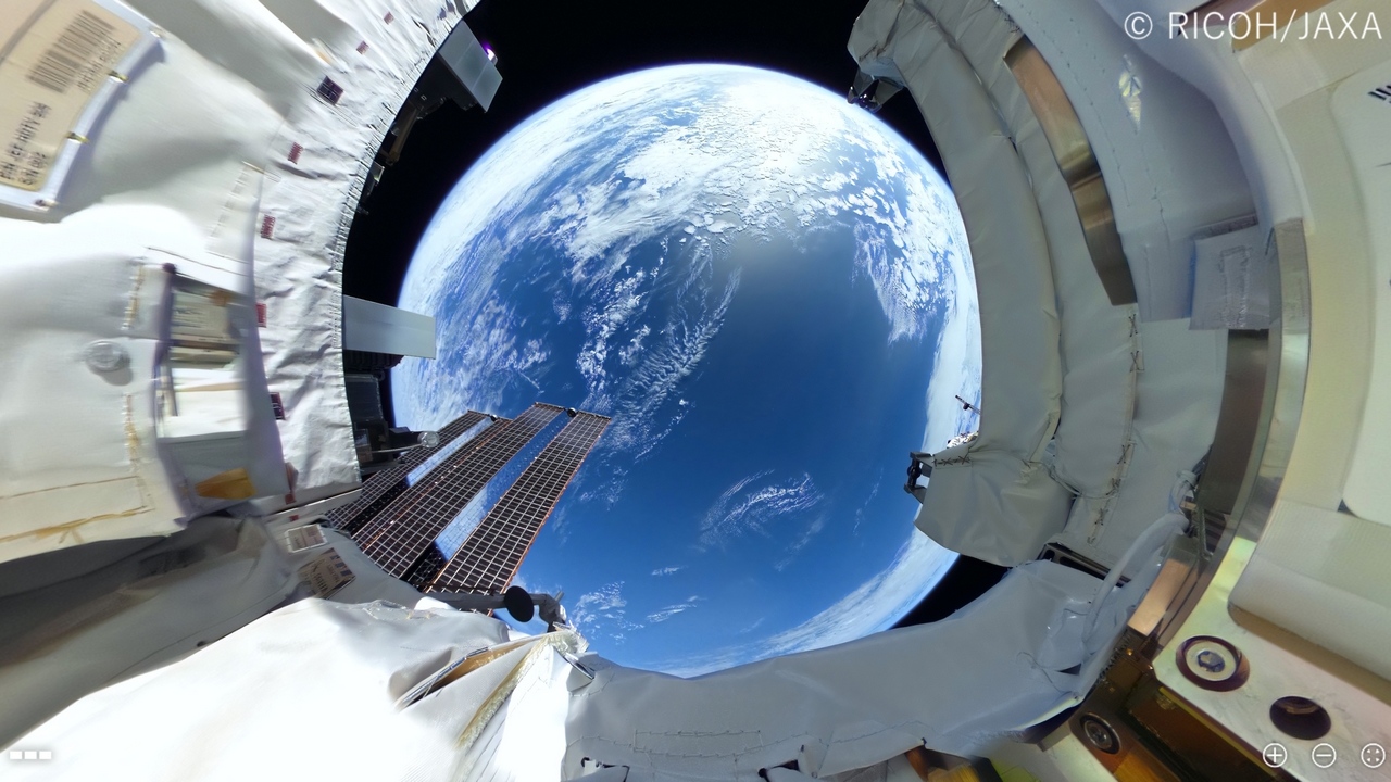 Ricoh Theta on the ISS