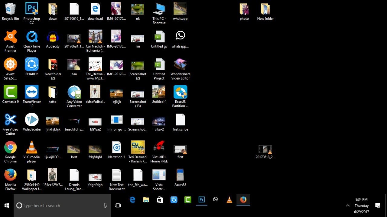 Lo sfondo nero ha rimpiazzato le immagini del desktop