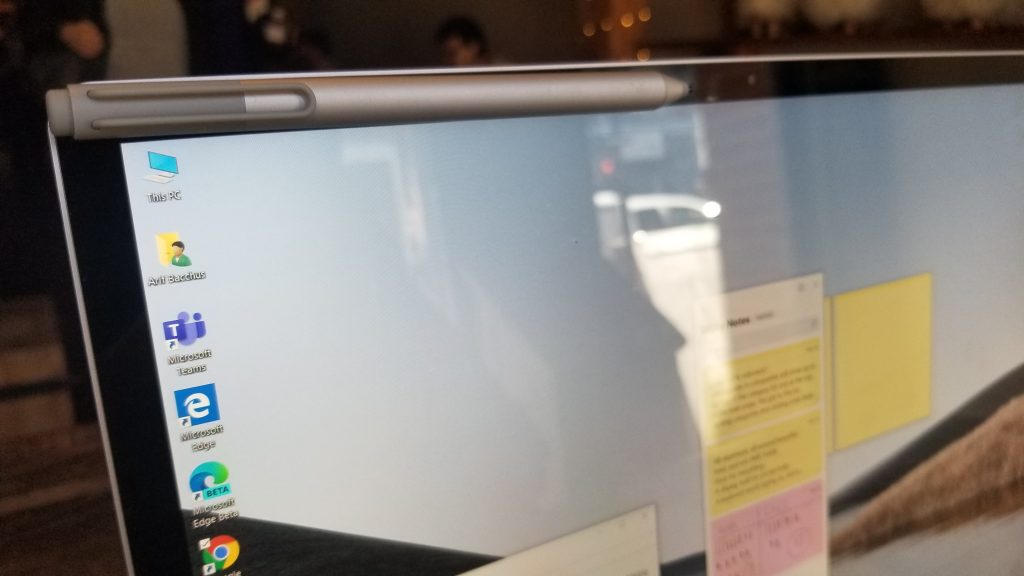 Microsoft Surface Laptop 3 e le crepe nei monitor