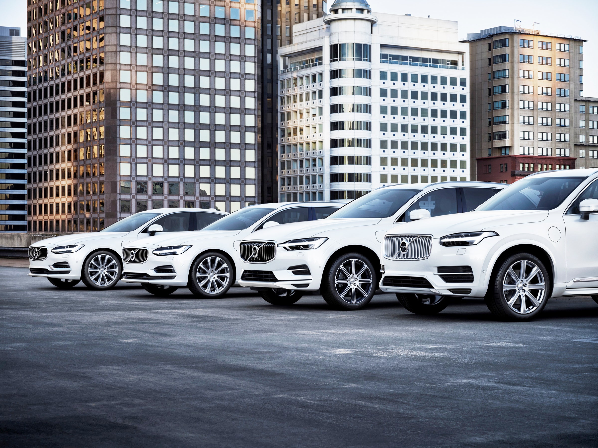 Volvo electric cars