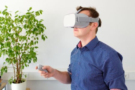Virtual Reality: a breakthrough in the pandemic stop