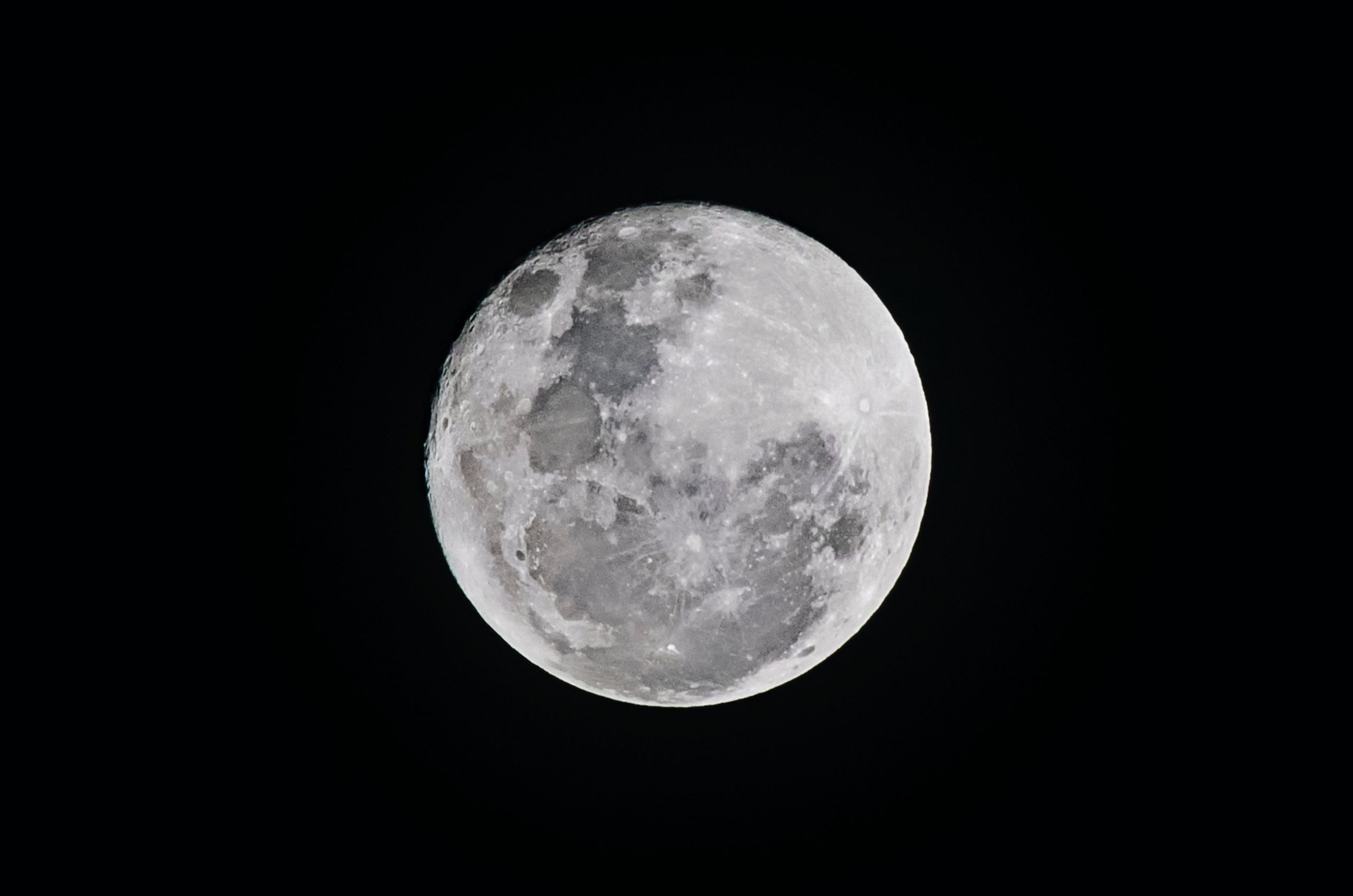atmosfera terrestre e acqua sulla Luna
