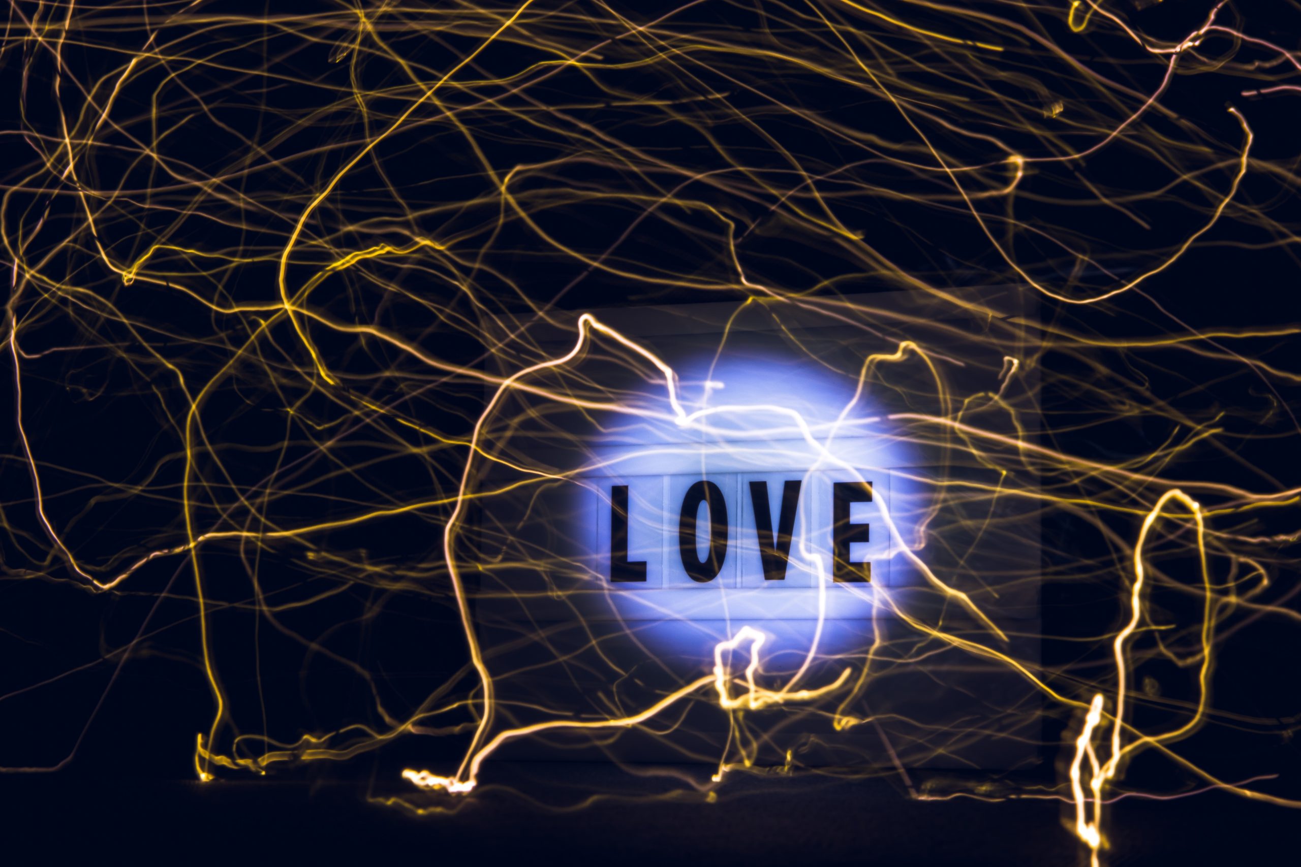dispositivo neuromorfico e emozioni umane