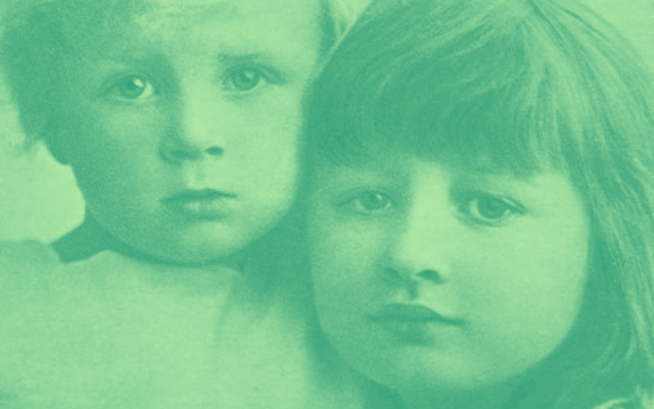 bambini verdi foto storica fratello sorella