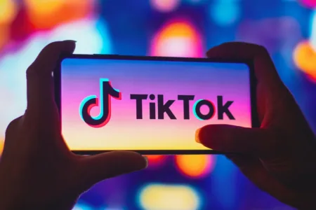 TikTok: arrivano i video da 15 minuti